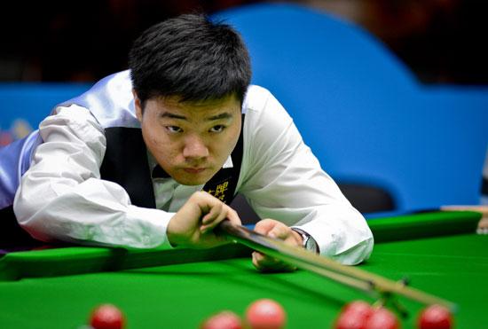 丁俊晖赛场新动态，变化中的辉煌，激励人心勇往直前