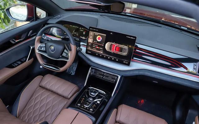 比亚迪最新车型，时代先锋的华丽转身亮相街头