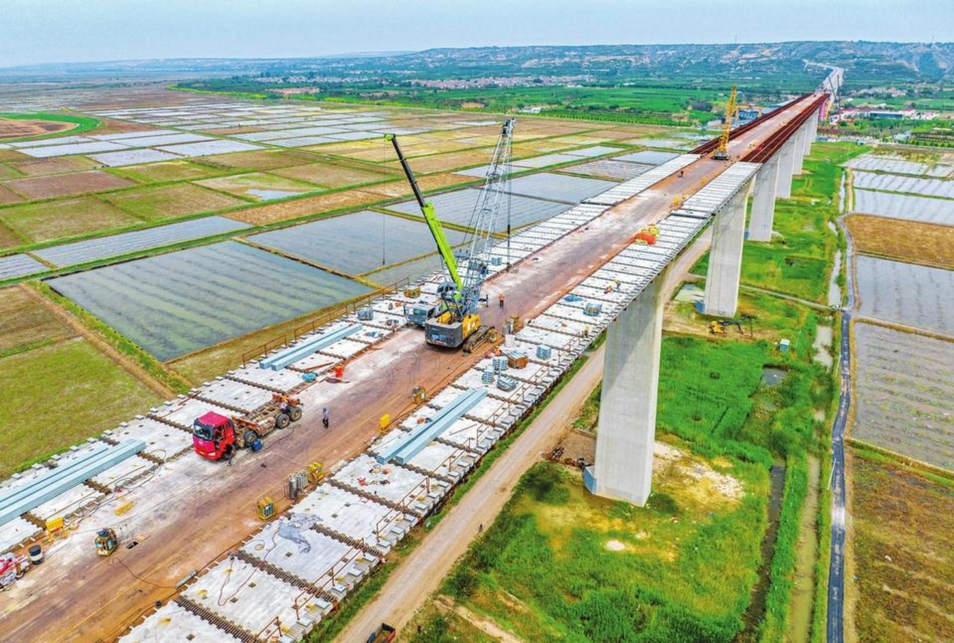 临猗黄河大桥的成长历程与励志故事，最新动态回顾与前瞻