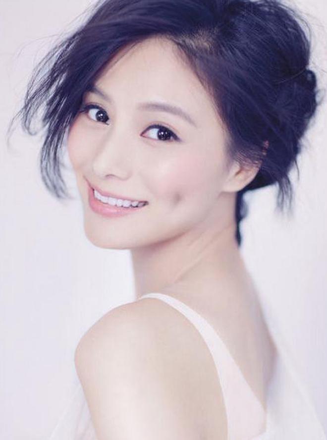 浙江明星璀璨星光与友情温馨故事盘点